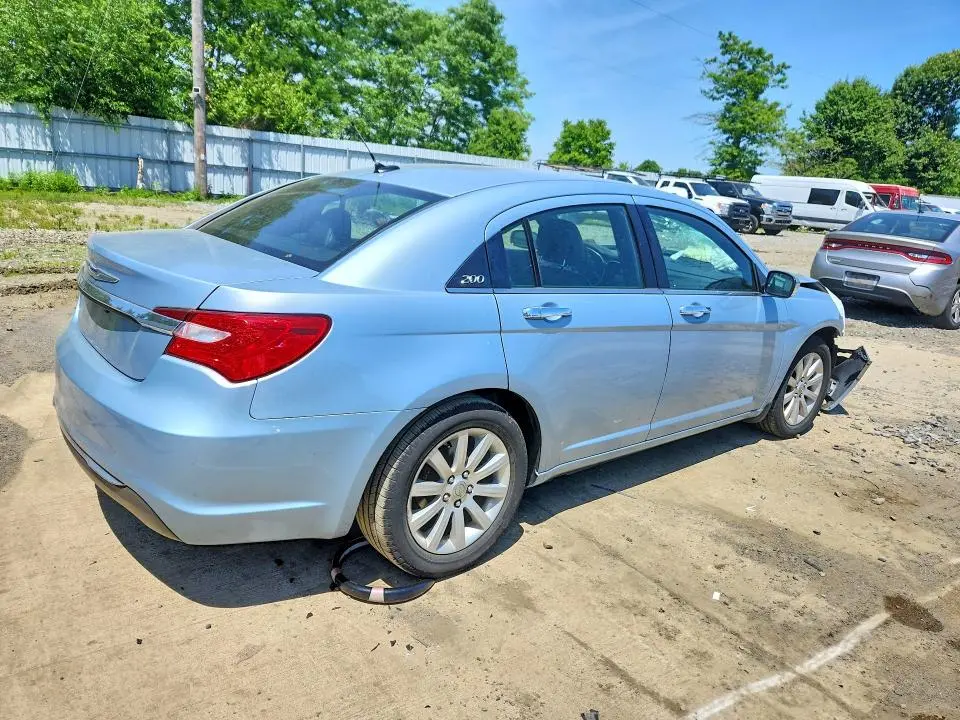 2013 CHRYSLER 200 LIMITED  