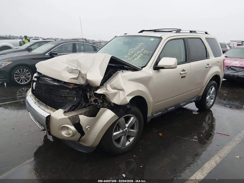 2011 FORD ESCAPE LIMITED
