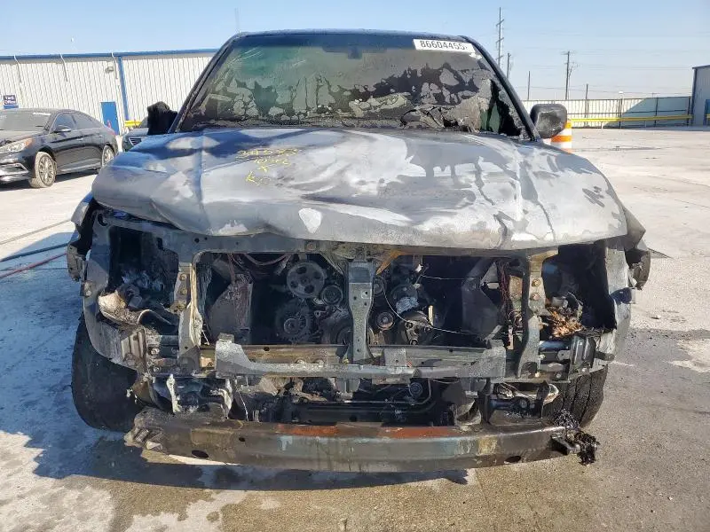 2011 NISSAN FRONTIER S  