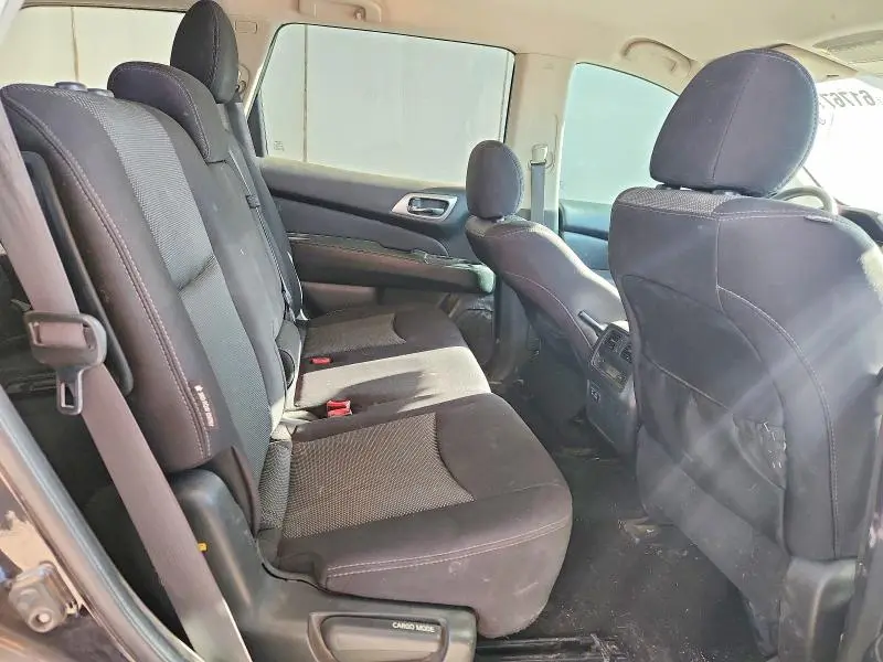 2019 NISSAN PATHFINDER S  
