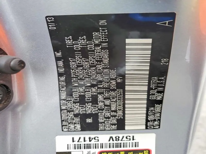 2013 TOYOTA SIENNA LE  