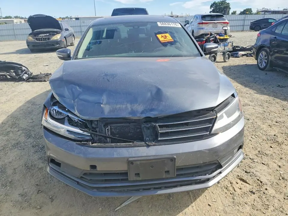 2016 VOLKSWAGEN JETTA SEL  