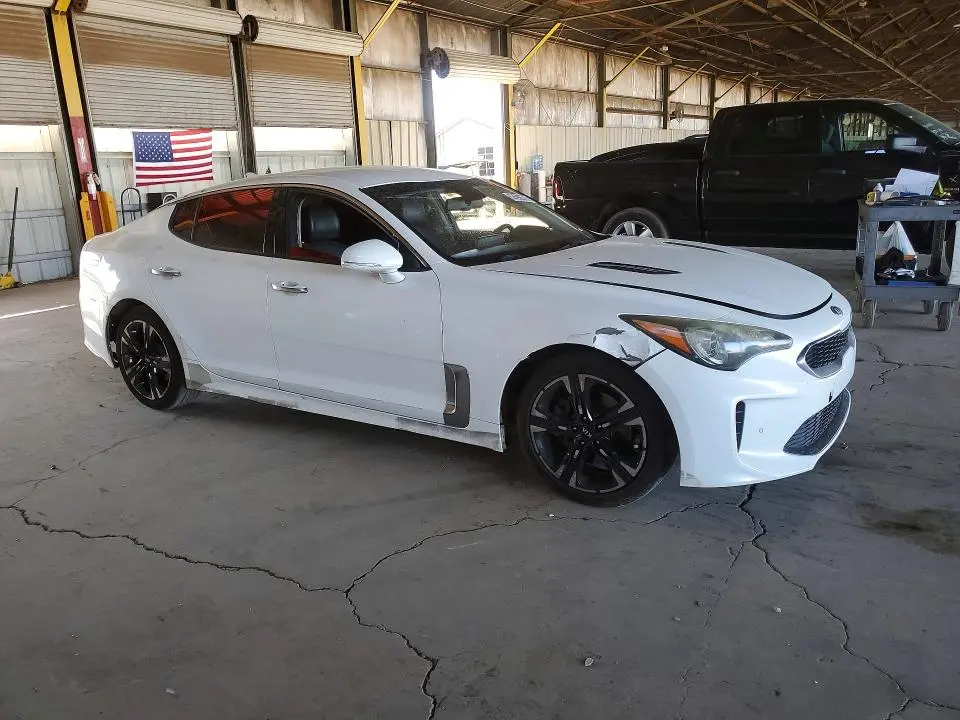 2019 KIA STINGER BASE  