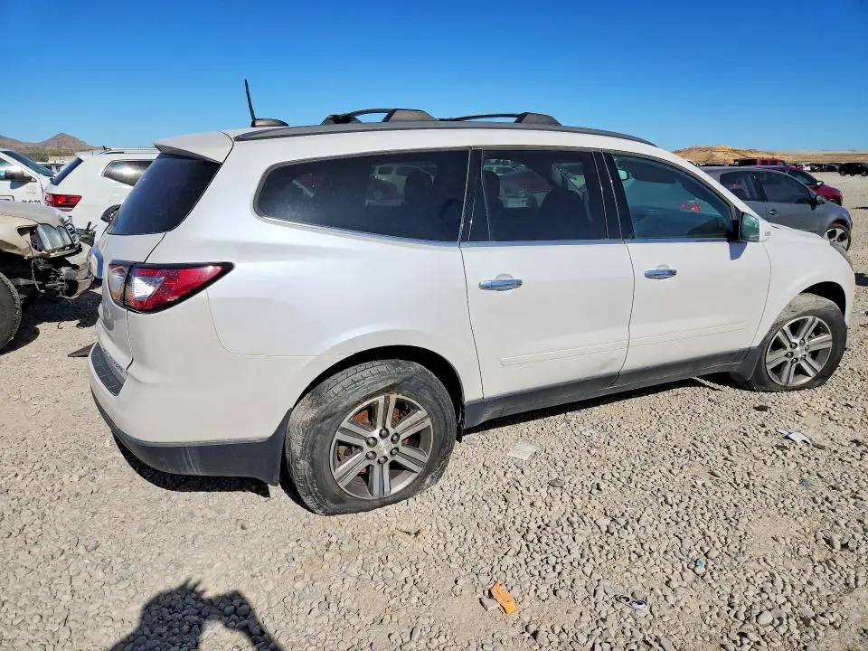 2016 CHEVROLET TRAVERSE LT  