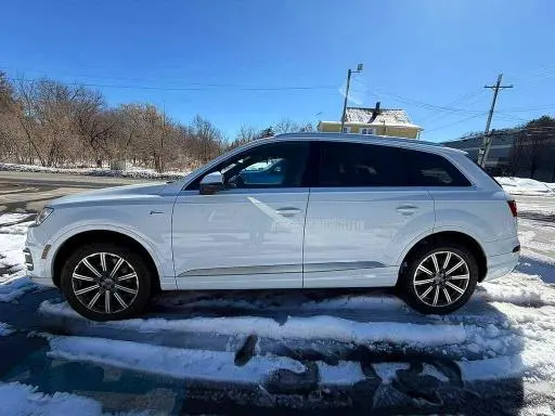 2017 AUDI Q7 PREMIUM PLUS  