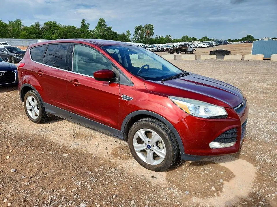 2016 FORD ESCAPE SE  