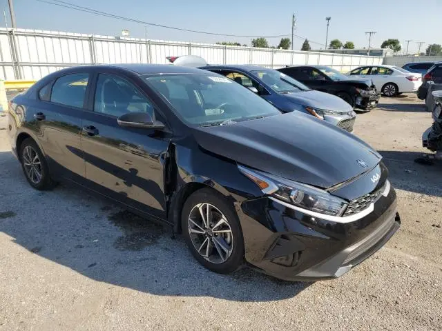 2024 KIA FORTE LX  