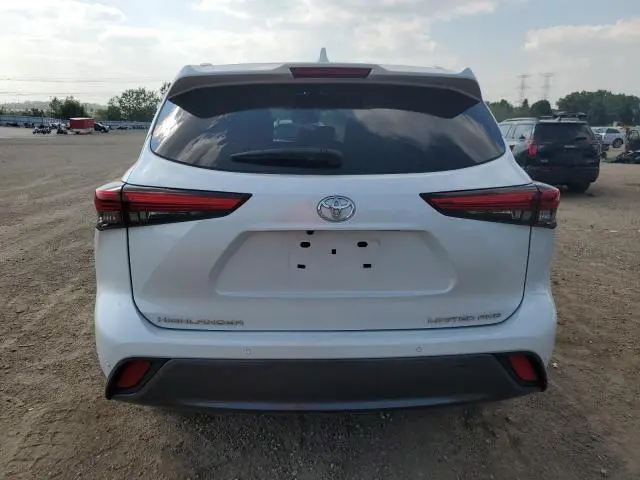 2022 TOYOTA HIGHLANDER LIMITED  