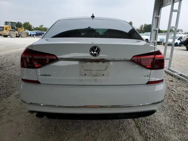 2017 VOLKSWAGEN PASSAT R-LINE  