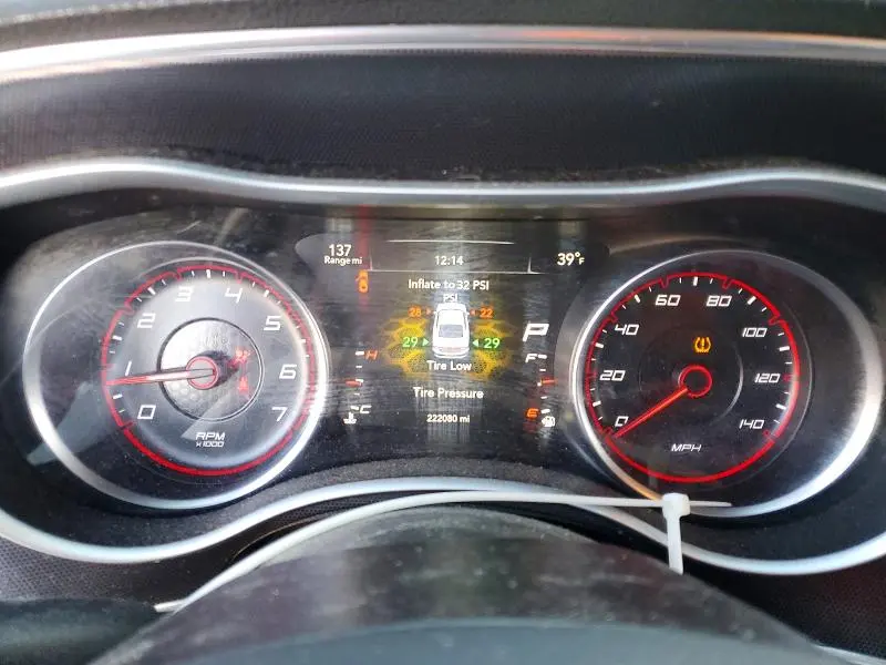 2017 DODGE CHARGER SXT  