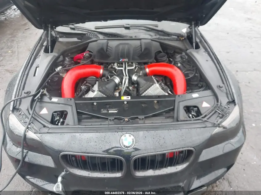 2014 BMW M5  
