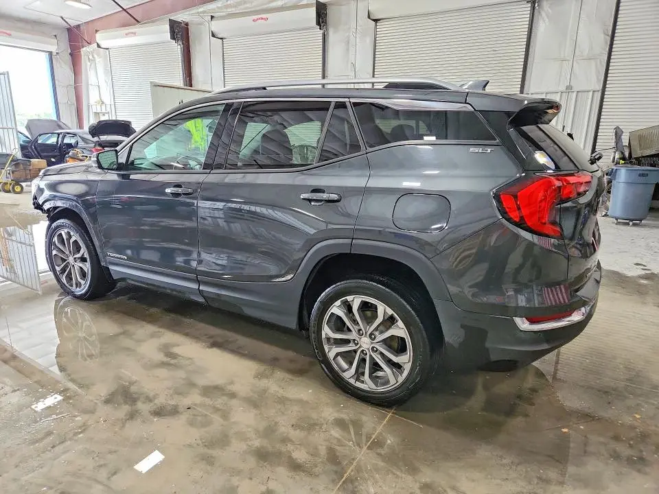 2018 GMC TERRAIN SLT  