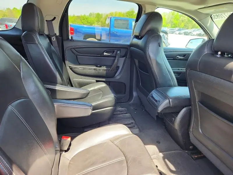 2013 GMC ACADIA SLT-1  
