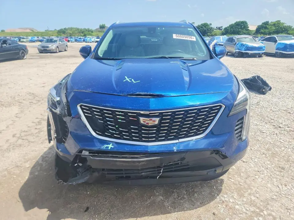 2019 CADILLAC XT4 LUXURY  
