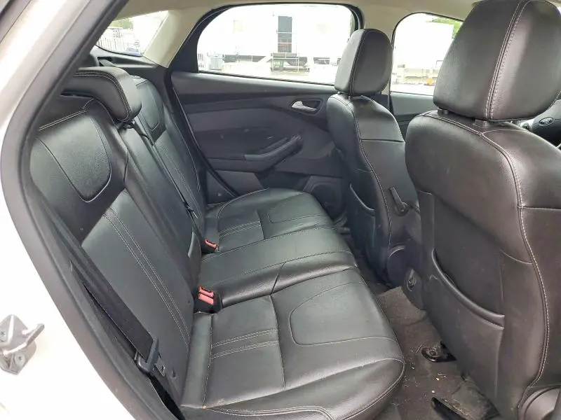 2014 FORD FOCUS TITANIUM  