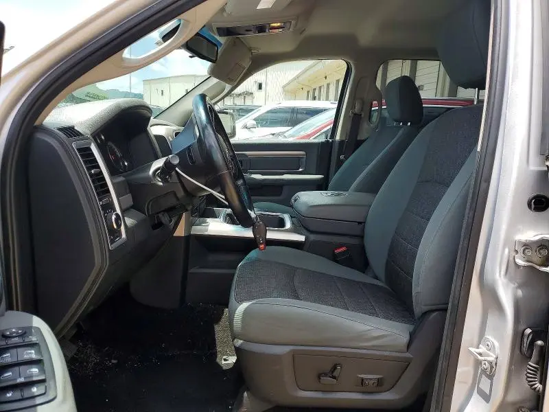 2018 RAM 1500 SLT  