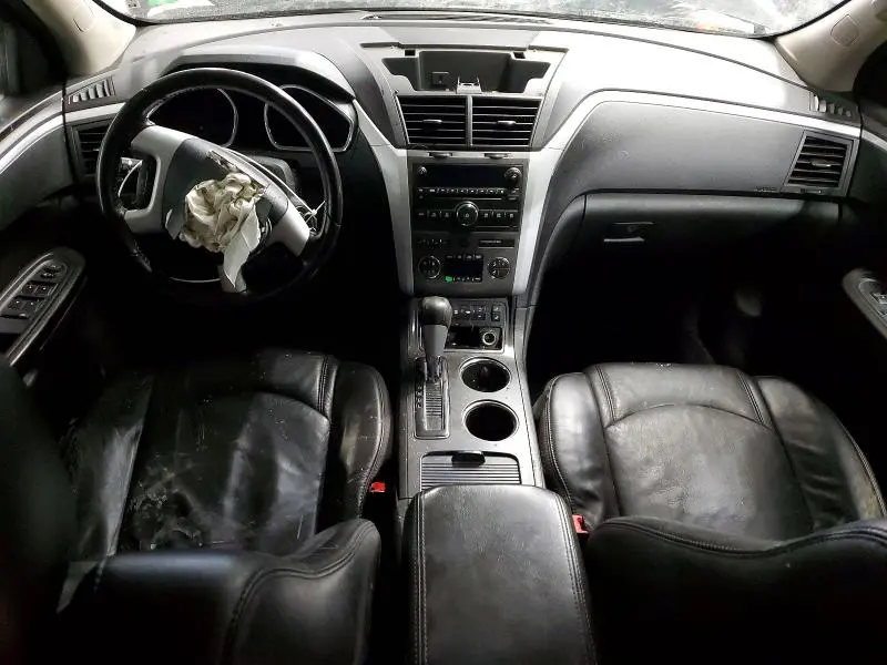 2011 CHEVROLET TRAVERSE LT  