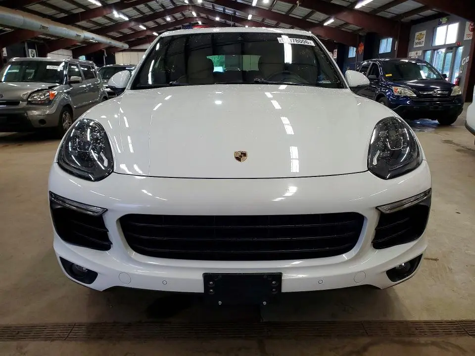 2015 PORSCHE CAYENNE S  