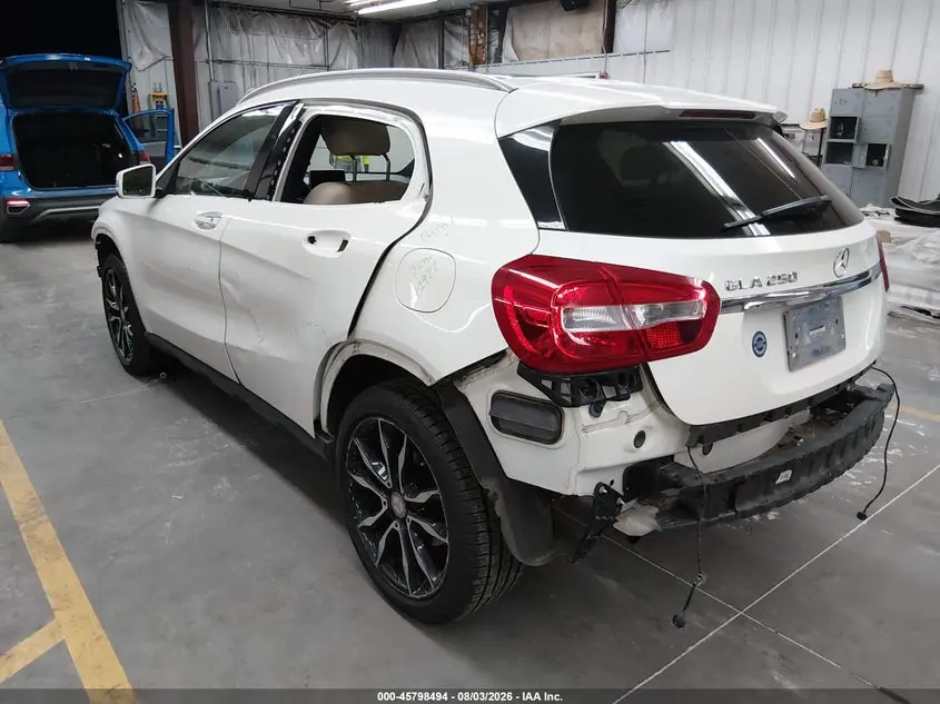 2016 MERCEDES-BENZ GLA 250  