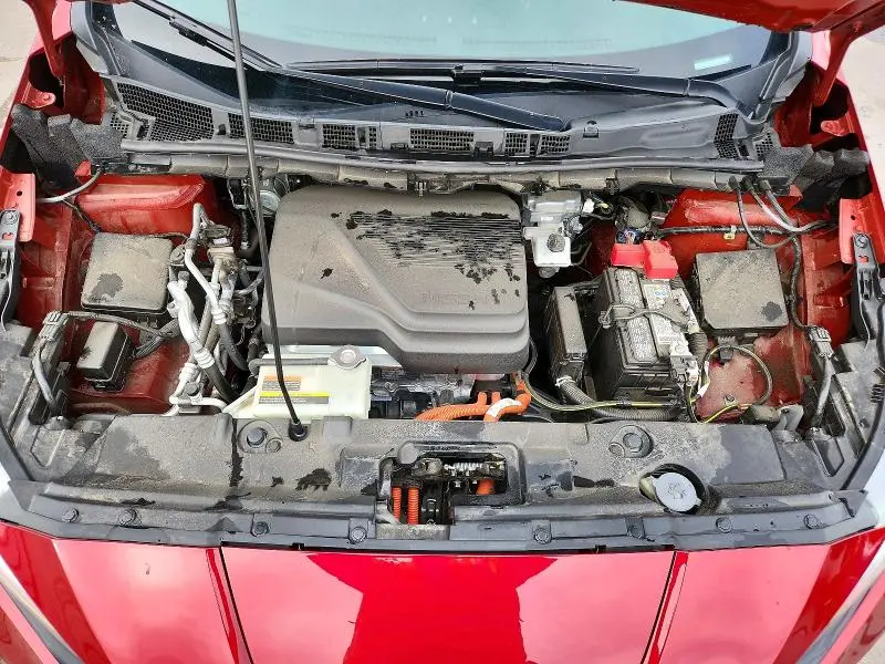 2025 NISSAN LEAF SV PLUS  