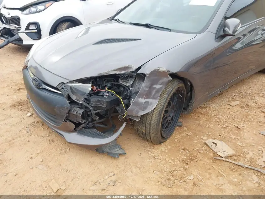 2013 HYUNDAI GENESIS 3.8 GRAND TOURING