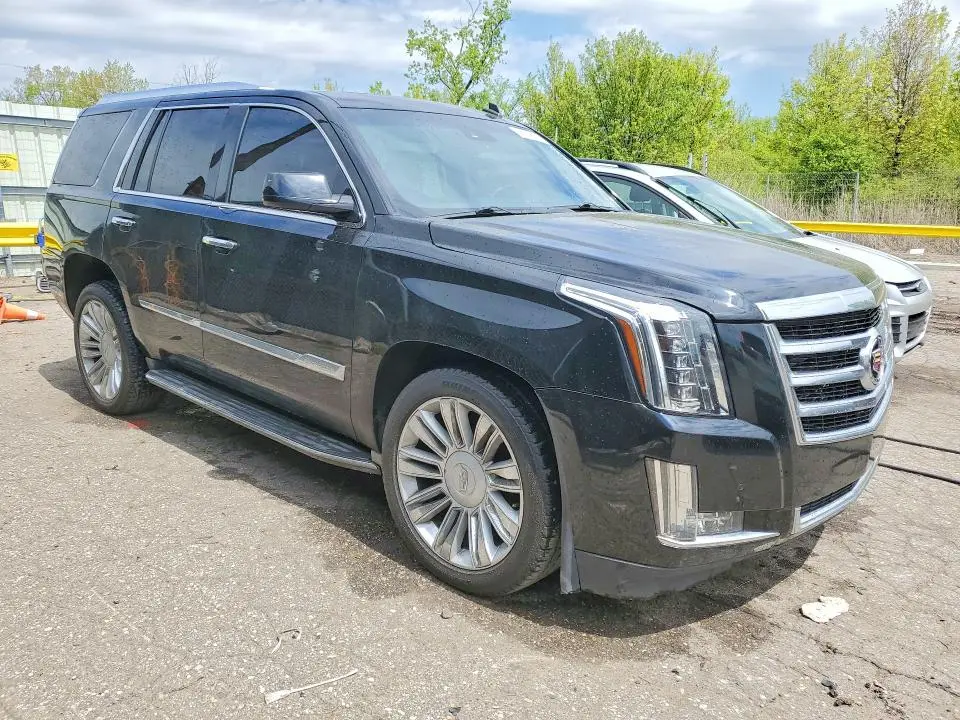 2015 CADILLAC ESCALADE LUXURY  