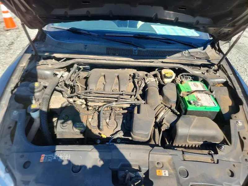2013 FORD TAURUS SEL  