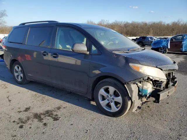 2011 TOYOTA SIENNA LE  