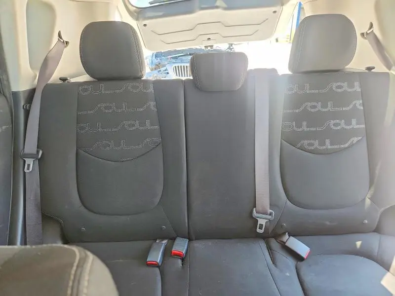 2012 KIA SOUL +  