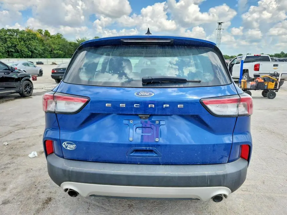 2022 FORD ESCAPE S  