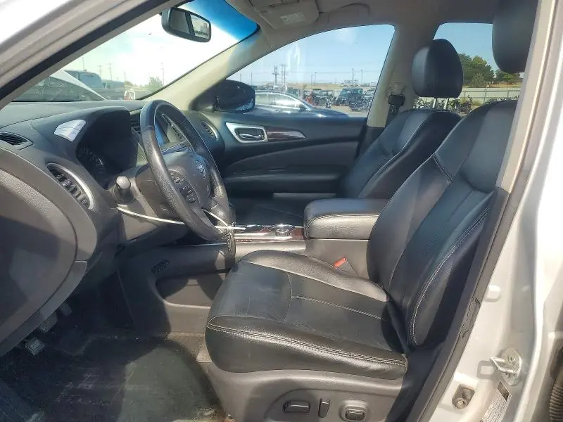 2014 NISSAN PATHFINDER SL  