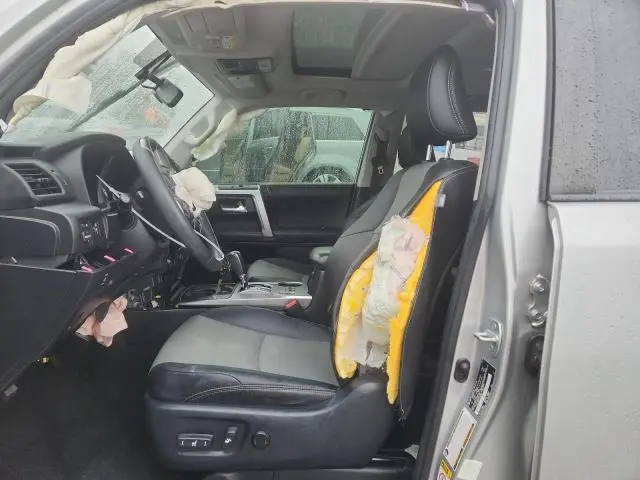 2018 TOYOTA 4RUNNER SR5  