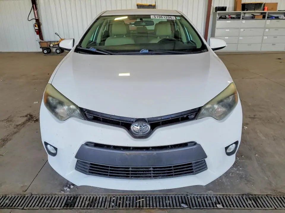 2015 TOYOTA COROLLA LE PLUS  