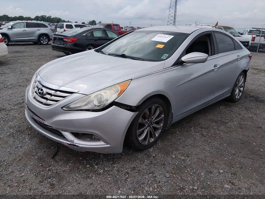 2013 HYUNDAI SONATA SE