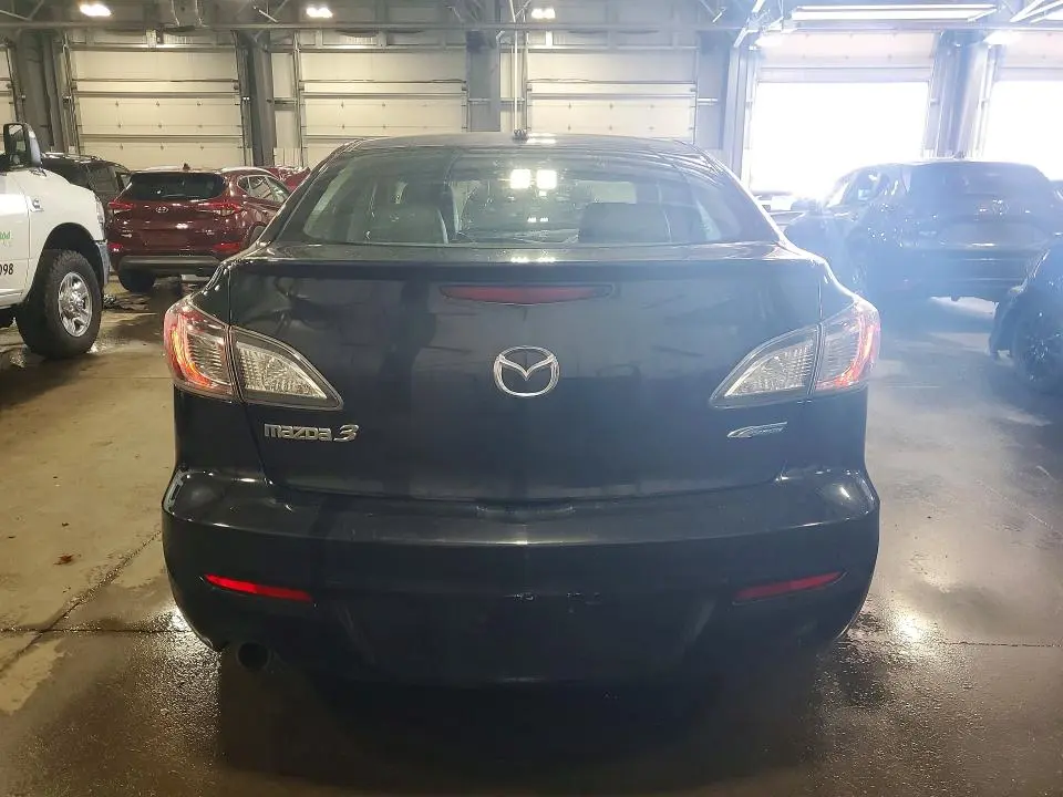 2013 MAZDA 3 I  