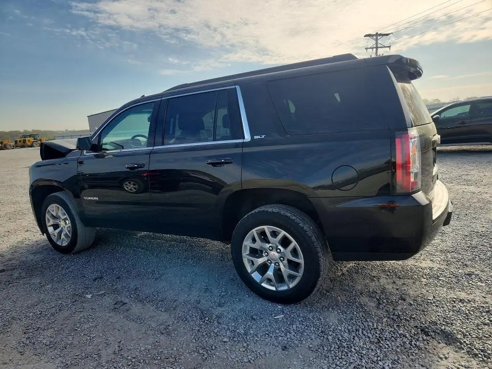 2017 GMC YUKON SLT  