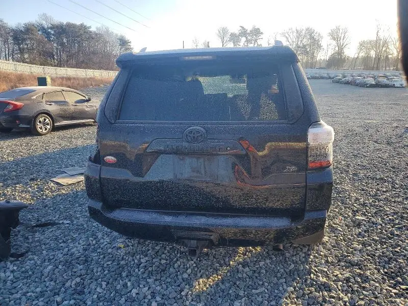 2016 TOYOTA 4RUNNER SR5  