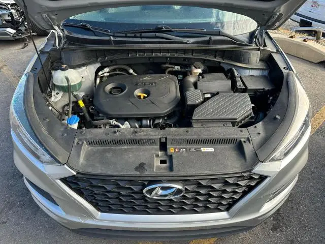 2021 HYUNDAI TUCSON SE  