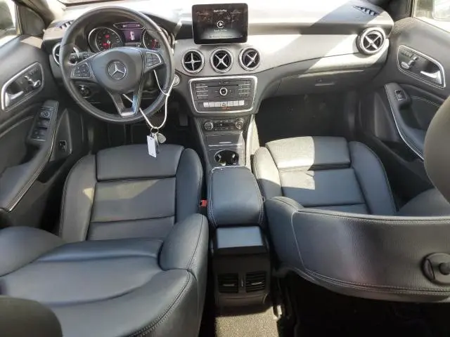 2020 MERCEDES-BENZ GLA 250