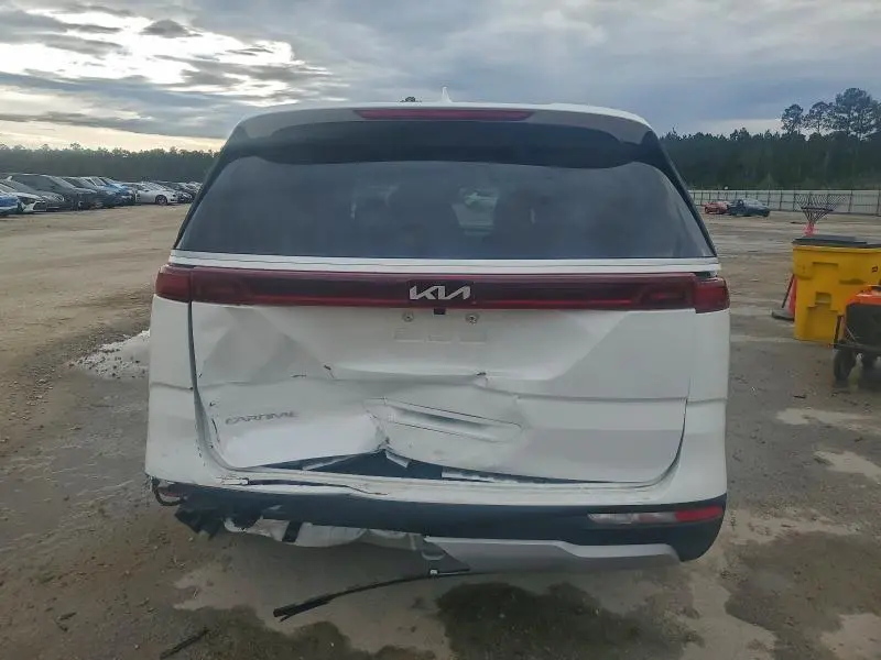 2024 KIA CARNIVAL EX  