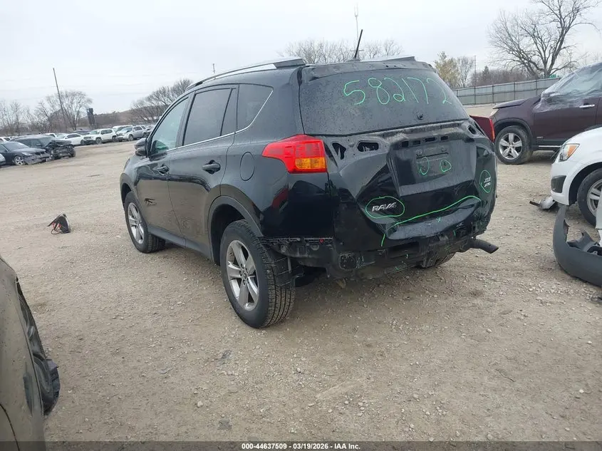 2015 TOYOTA RAV4 XLE