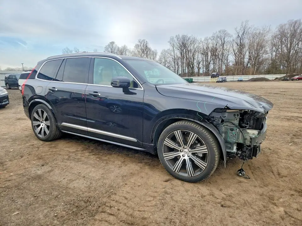 2022 VOLVO XC90 T6 INSCRIPTION  