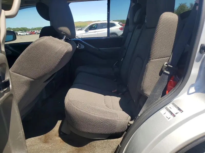 2012 NISSAN PATHFINDER S  
