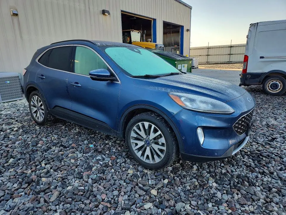 2020 FORD ESCAPE TITANIUM  