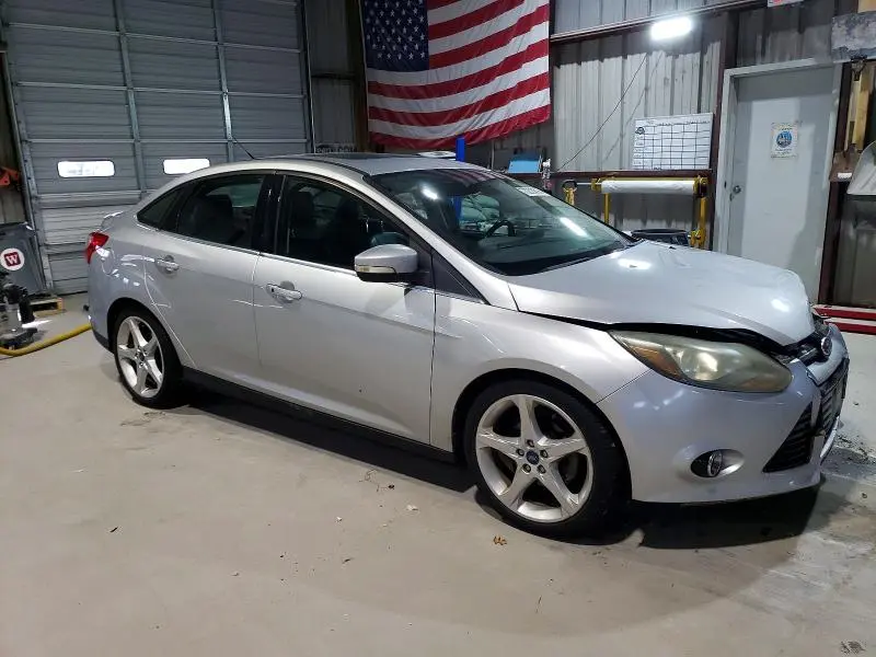 2012 FORD FOCUS TITANIUM  