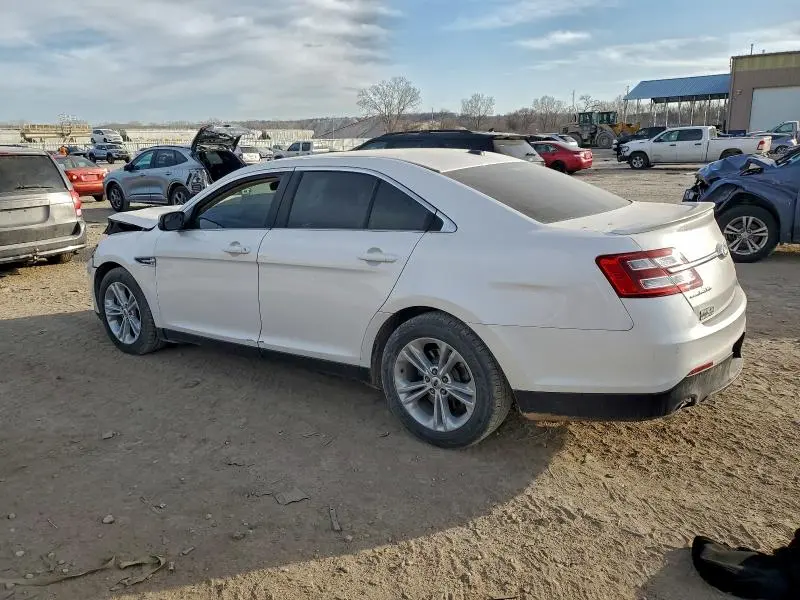 2018 FORD TAURUS SEL  