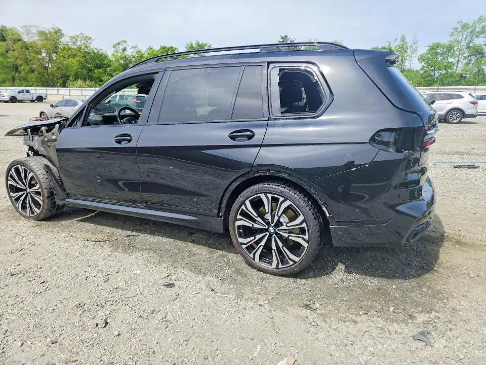 2023 BMW X7 M60I  