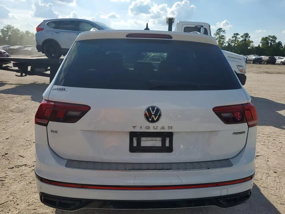 2022 VOLKSWAGEN TIGUAN SE R-LINE BLACK  