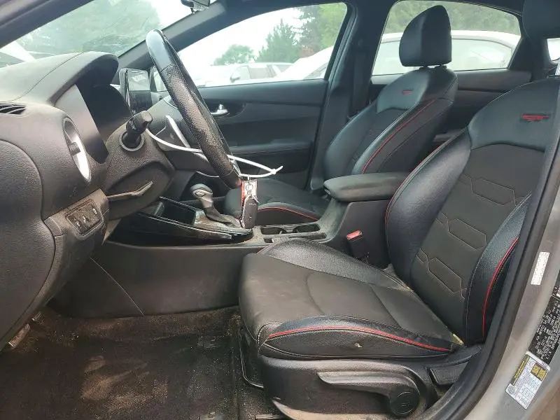 2023 KIA FORTE GT  