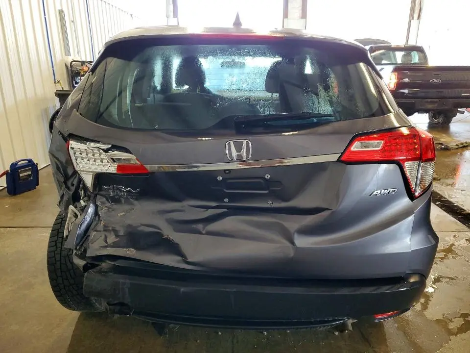 2022 HONDA HR-V LX  